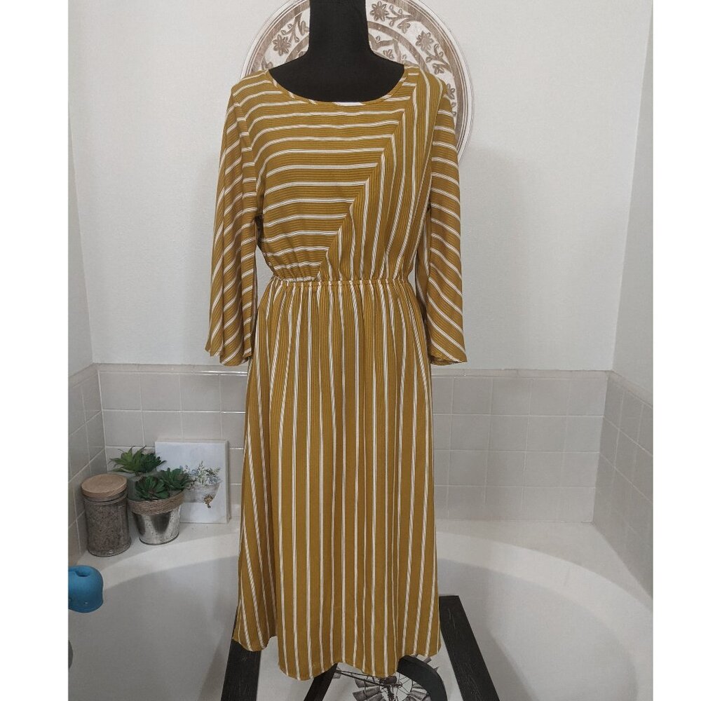 Kori America Gold Striped Maxi Dress - Size M